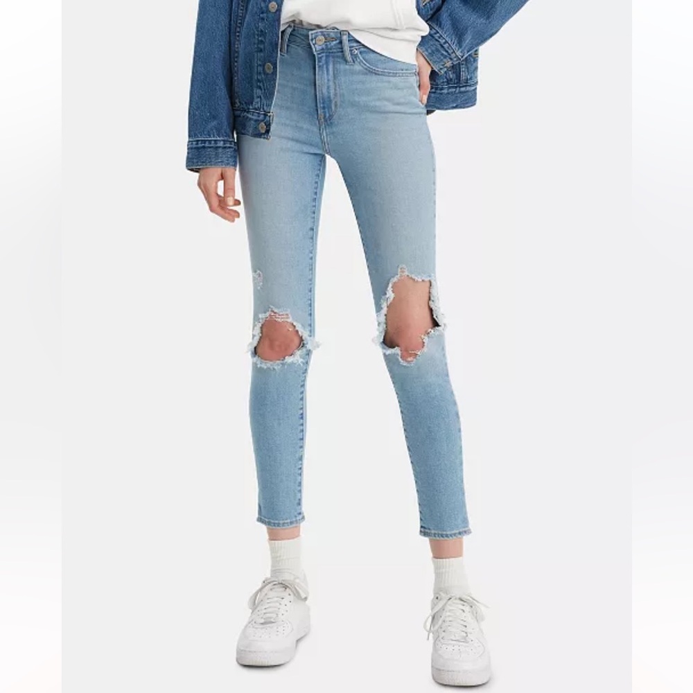 Levi’s 721 Ankle High-Rise Skinny Jeans, Ripped Light Wash, size 33